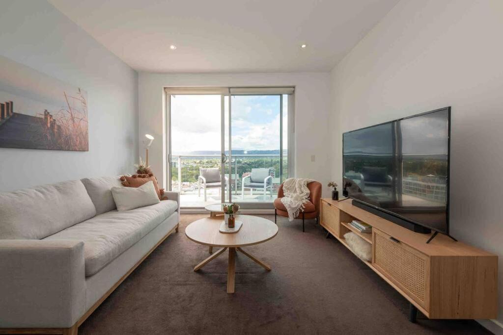City Apartment, Pool & Carpark Adelaide Exteriör bild
